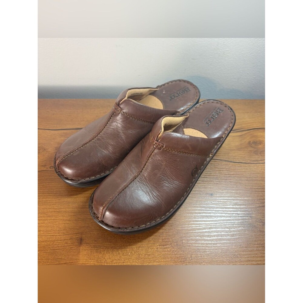 Born Sz 6 Dark Brown Smooth Leather Slip On Clog Mule Split Seam